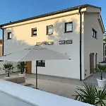 Brig 36 Villa *