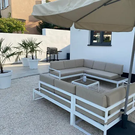 Brig 36 Villa *